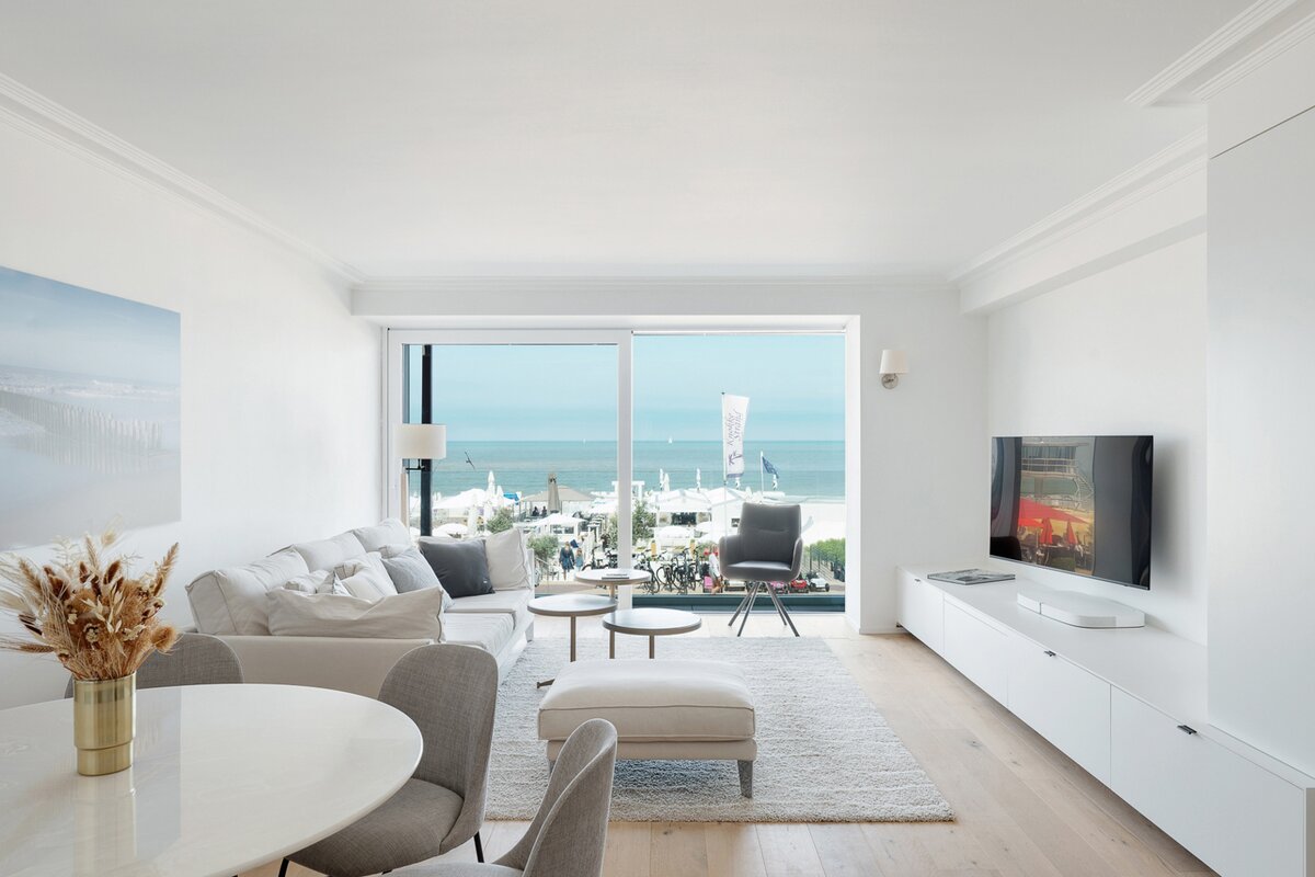 EGMONT
