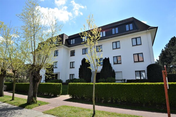 DORMY HOUSE