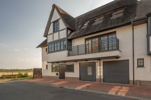 TOWNHOUSE